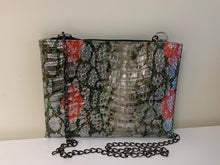 Cargar imagen en el visor de la galería, BOLSO CROCO COLORES PEQUEÑO

